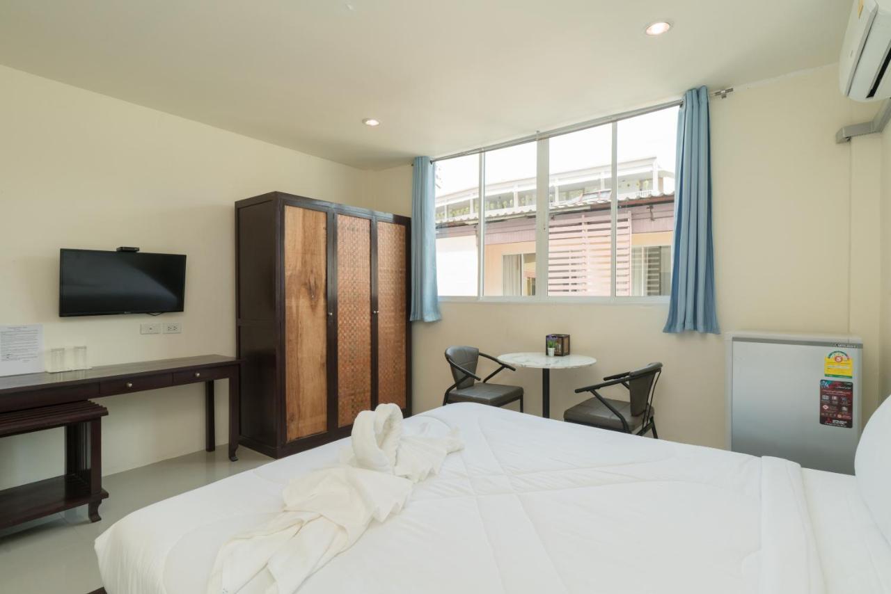 Hangover Inn Phuket Kültér fotó