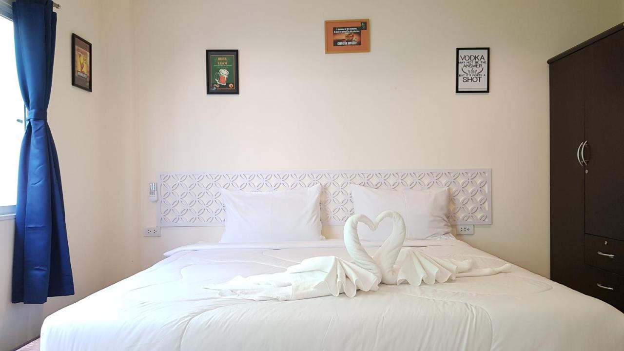 Hangover Inn Phuket Kültér fotó