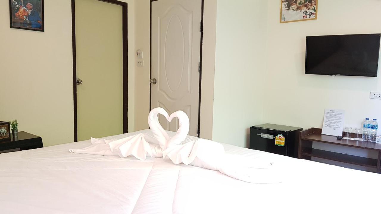 Hangover Inn Phuket Kültér fotó